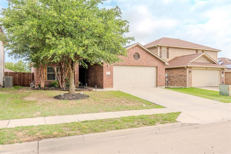 4117 Tiburon Street, Fort Worth TX 76106 - Photo 2
