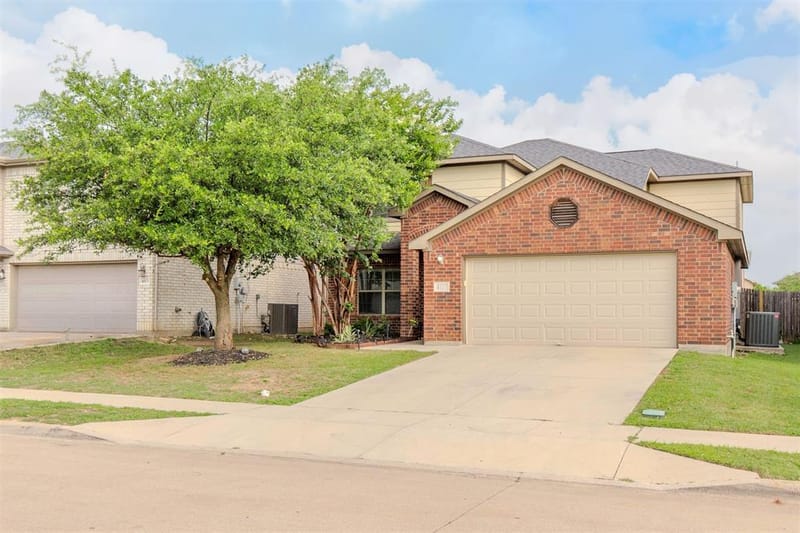 4117 Tiburon Street, Fort Worth TX 76106 - Photo 3