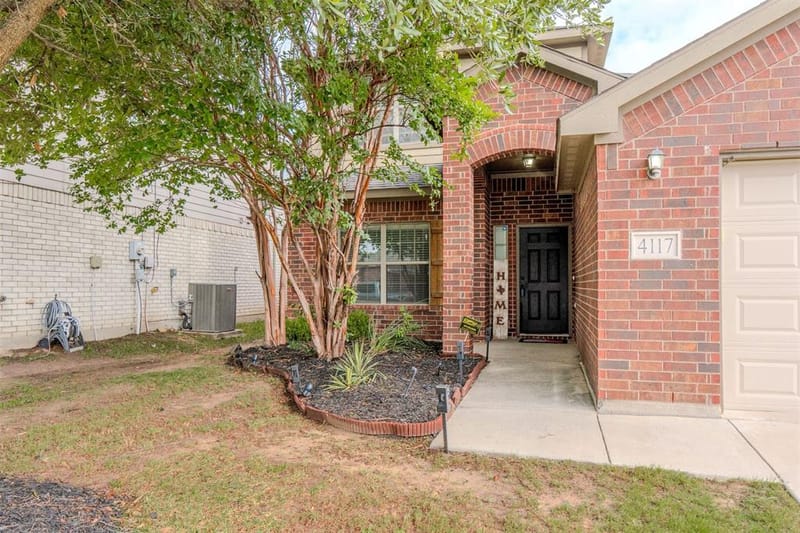 4117 Tiburon Street, Fort Worth TX 76106 - Photo 4