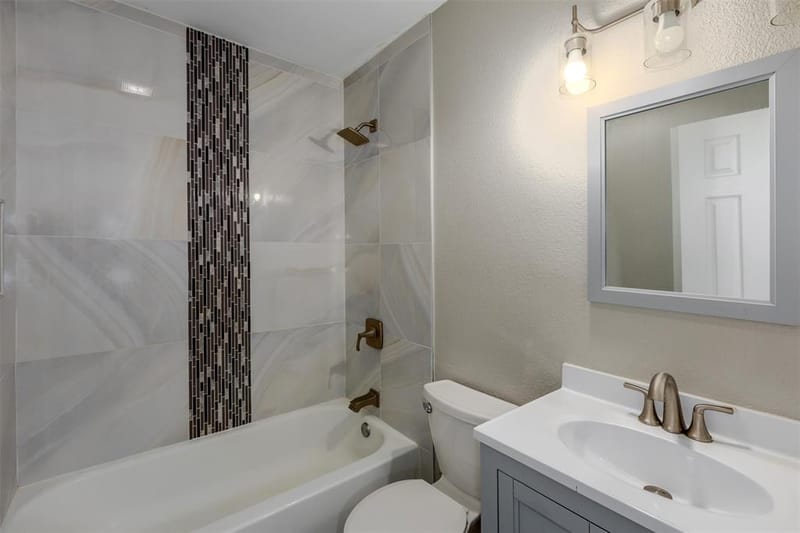 1742 Delaford Drive, Carrollton TX 75007 - Photo 16
