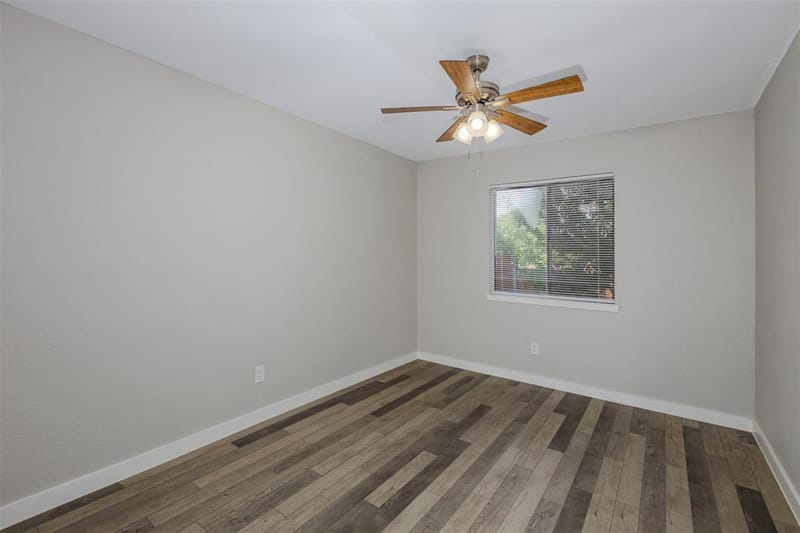 1742 Delaford Drive, Carrollton TX 75007 - Photo 15