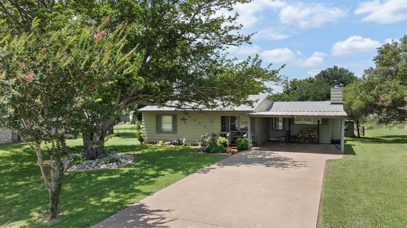 2022 Long Creek Court, Granbury TX 76049 - Photo 3