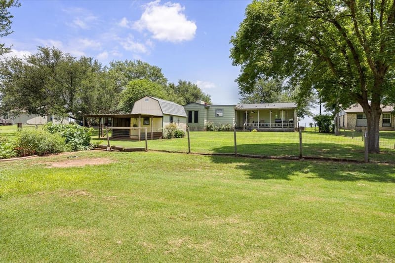 2022 Long Creek Court, Granbury TX 76049 - Photo 30