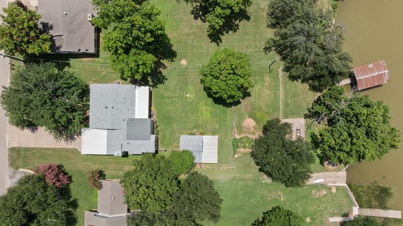 2022 Long Creek Court, Granbury TX 76049 - Photo 34