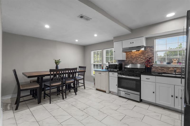 1418 Briarwood Drive, Mesquite TX 75149 - Photo 5
