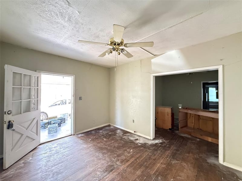 3010 Jerome Street, Dallas TX 75223 - Photo 6
