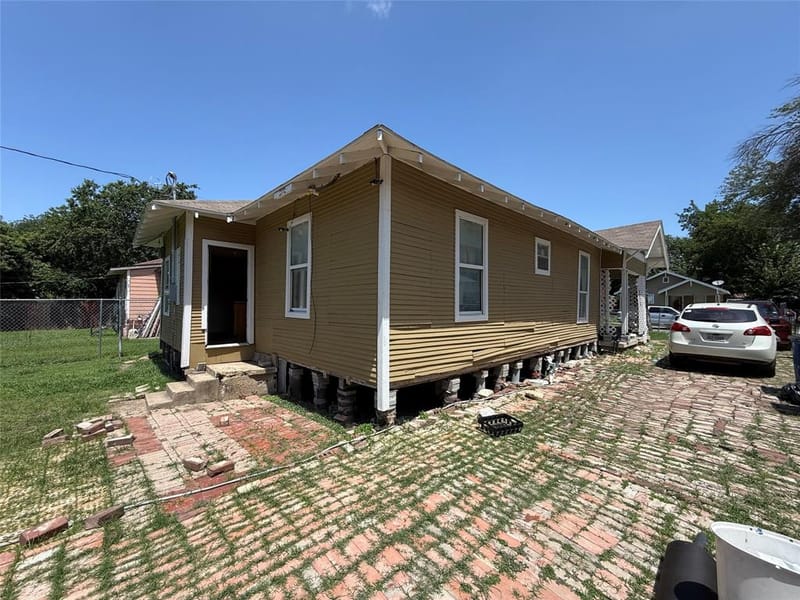 3010 Jerome Street, Dallas TX 75223 - Photo 18