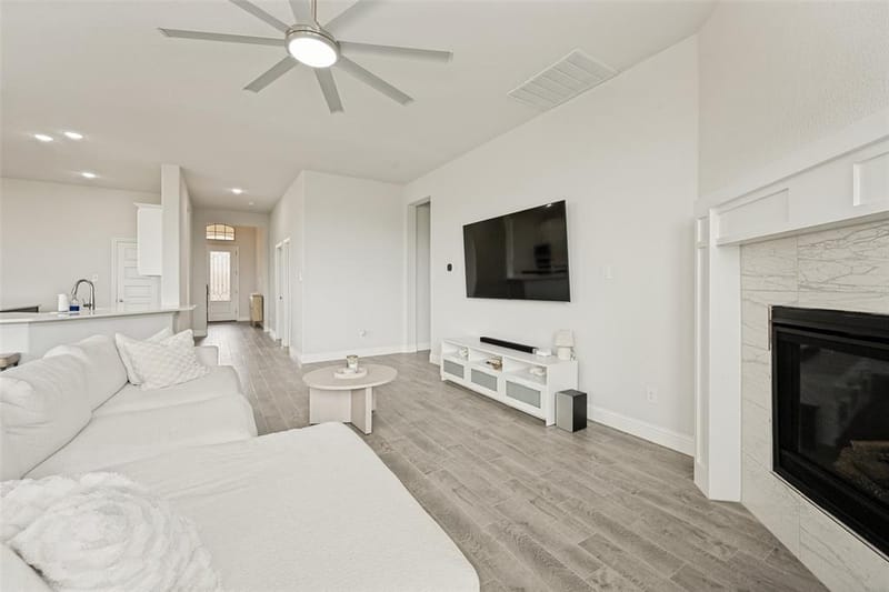 523 William Court, Arlington TX 76002 - Photo 10