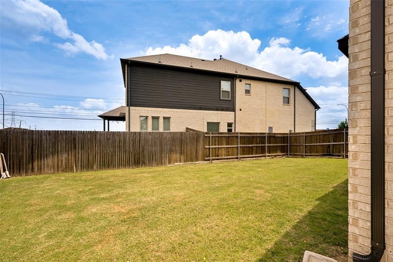 523 William Court, Arlington TX 76002 - Photo 37