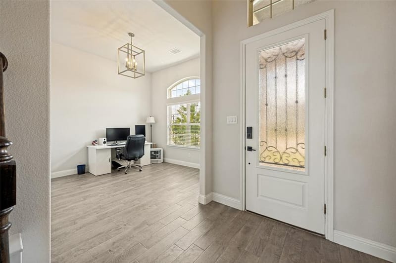 523 William Court, Arlington TX 76002 - Photo 4