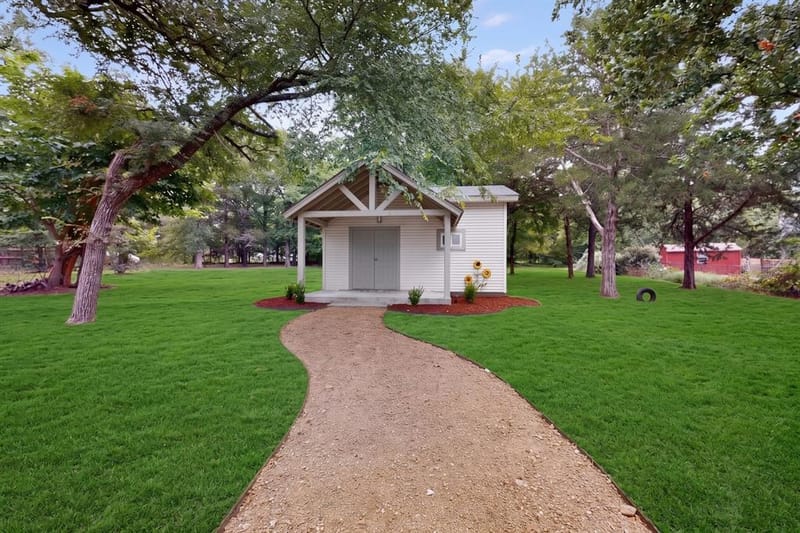 715 Kiowa Drive E, Lake Kiowa TX 76240 - Photo 37