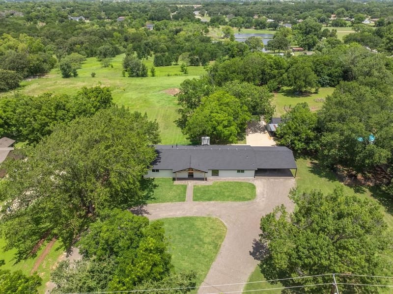 616 E Moonlight Drive, Robinson TX 76706 - Photo 34
