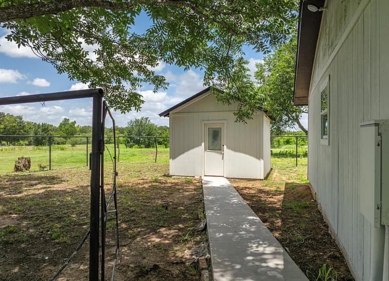 616 E Moonlight Drive, Robinson TX 76706 - Photo 31