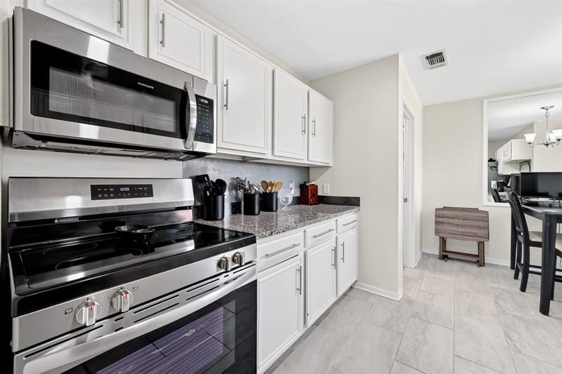 9339 CRIMNSON Court, Dallas TX 75217 - Photo 17