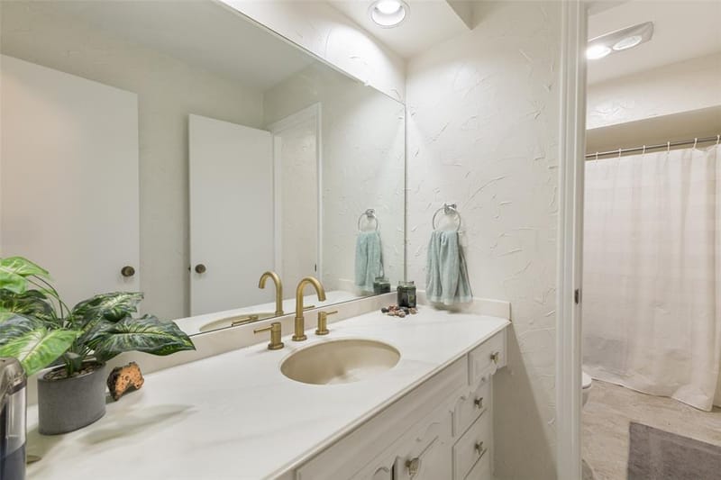 705 S Grove Road, Richardson TX 75081 - Photo 18