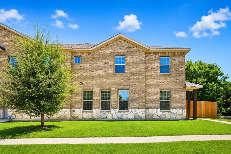 1970 Timber Oaks Drive, Garland TX 75040 - Photo 2