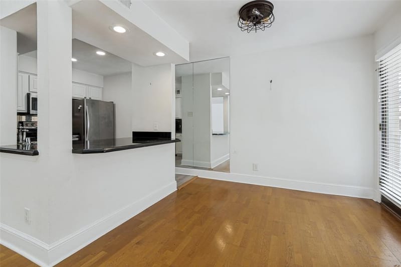 5932 Sandhurst Lane # 216, Dallas TX 75206 - Photo 13