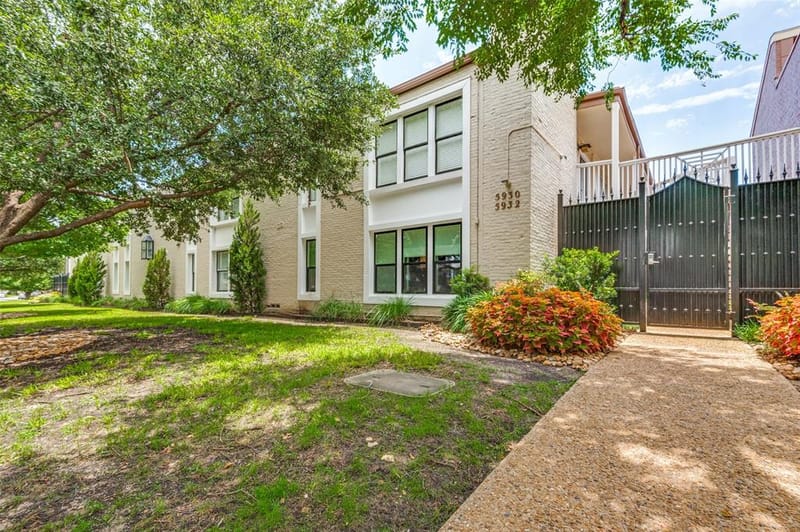 5932 Sandhurst Lane # 216, Dallas TX 75206 - Photo 3