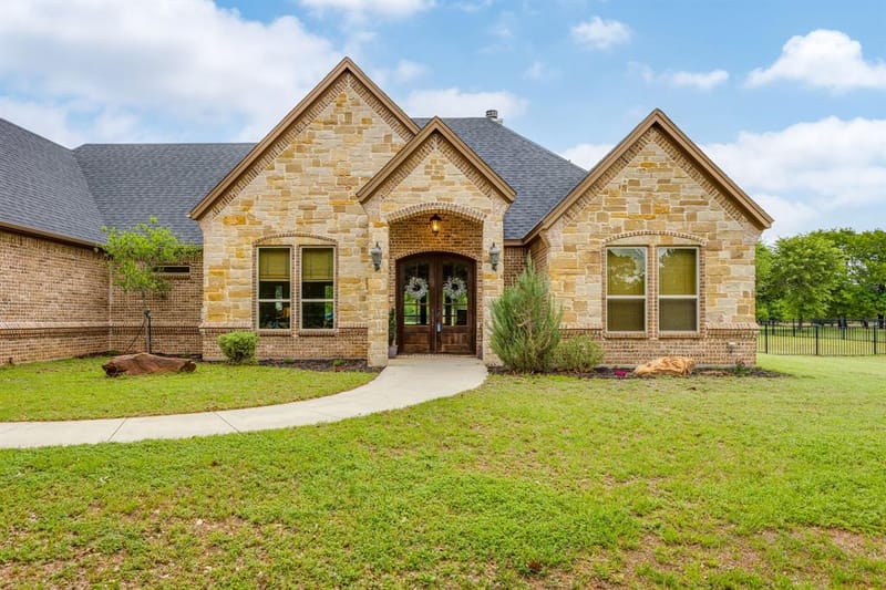 106 Treeline Court, Lipan TX 76462 - Photo 5