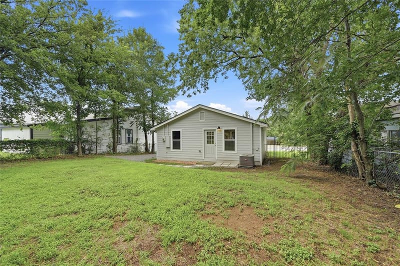 1525 W Woodard Street, Denison TX 75020 - Photo 22