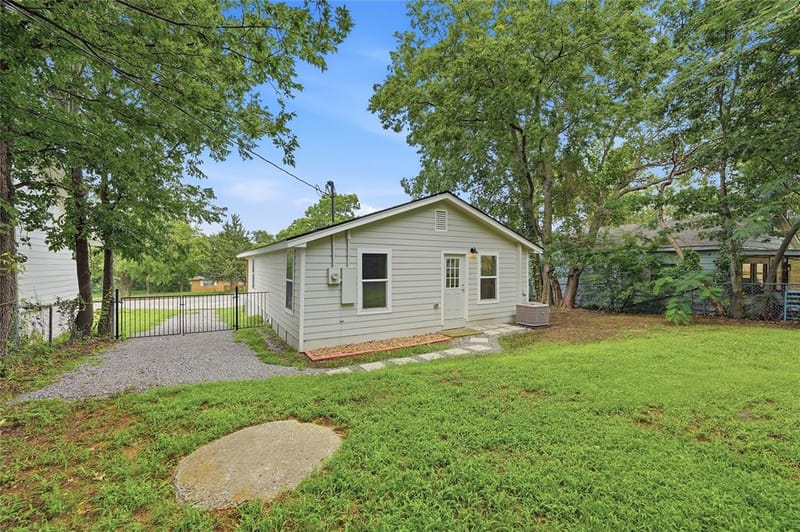1525 W Woodard Street, Denison TX 75020 - Photo 24