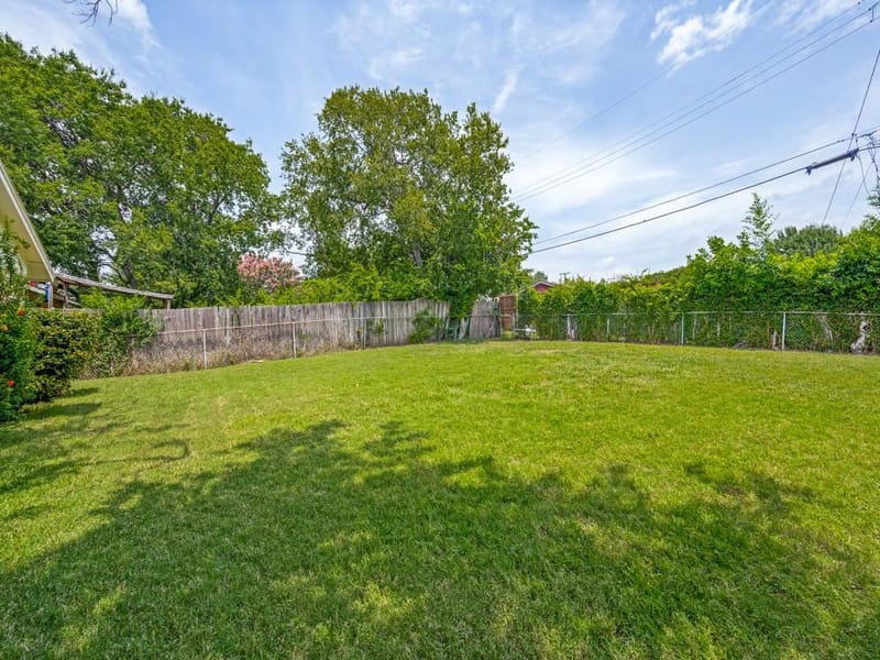 1604 Pleasant Run Road, Carrollton TX 75006 - Photo 21