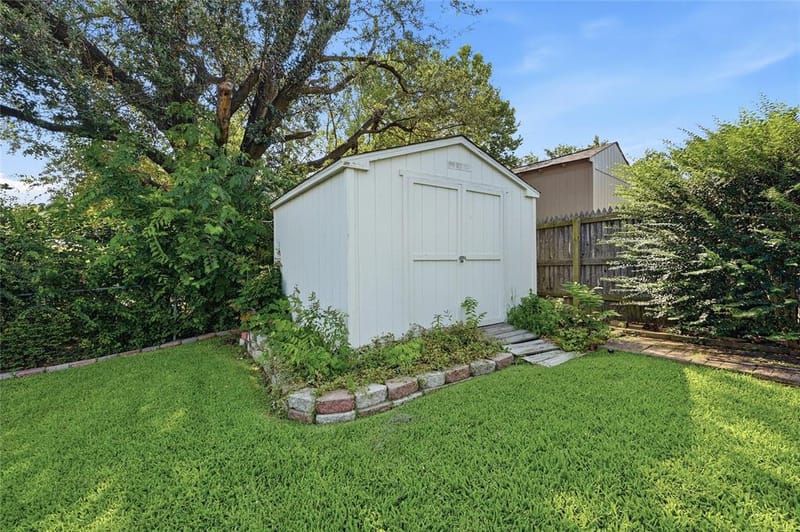 1712 Oakhill Drive, Sherman TX 75092 - Photo 34