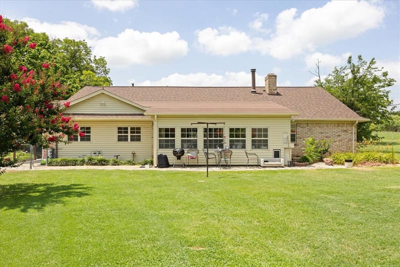 4210 Waples Road, Granbury TX 76049 - Photo 3