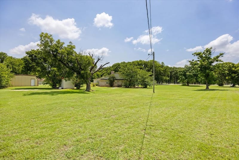 4210 Waples Road, Granbury TX 76049 - Photo 9