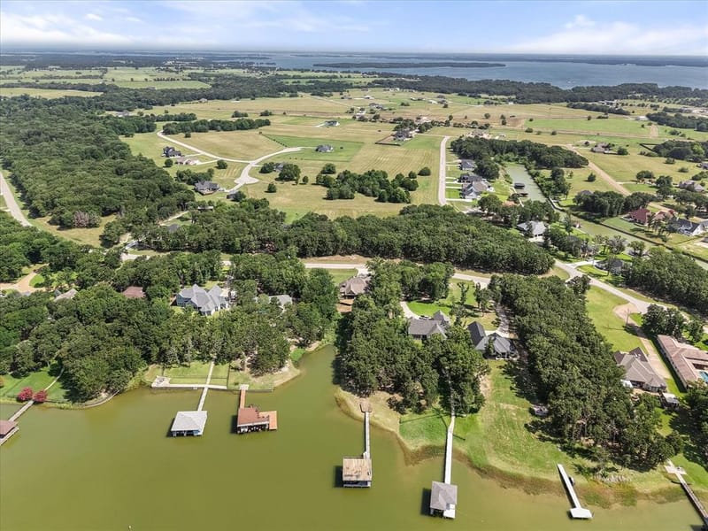 930 Waters Edge Drive, Corsicana TX 75109 - Photo 39