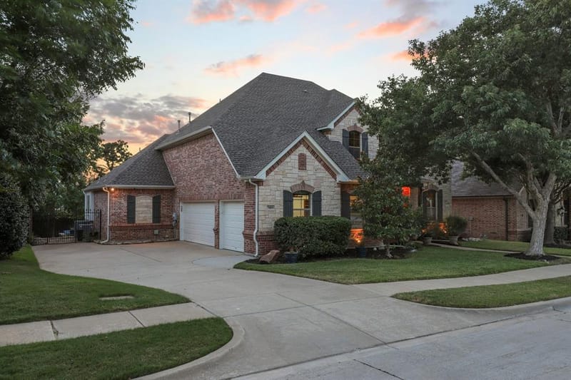 7009 Mossycup Lane, North Richland Hills TX 76182 - Photo 8