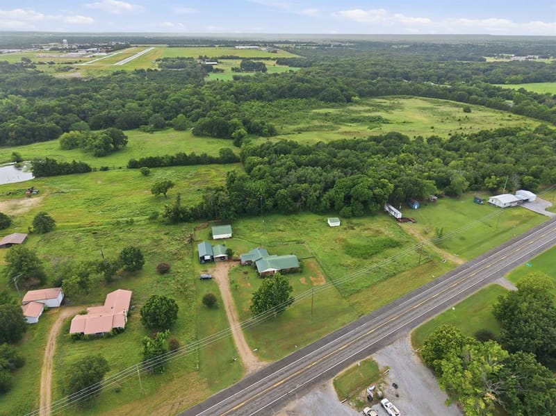 4574 N State Highway 121, Bonham TX 75418 - Photo 37