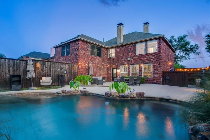 1040 Churchill Drive, Frisco TX 75036 - Photo 2