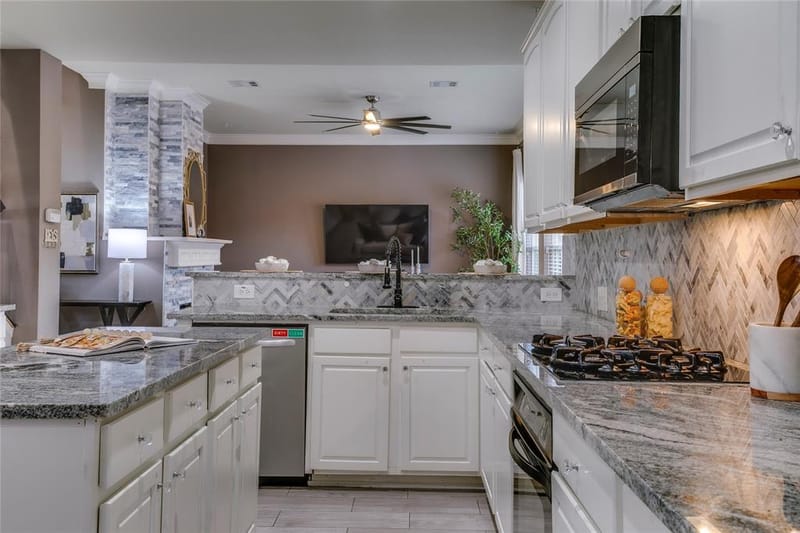 1040 Churchill Drive, Frisco TX 75036 - Photo 17