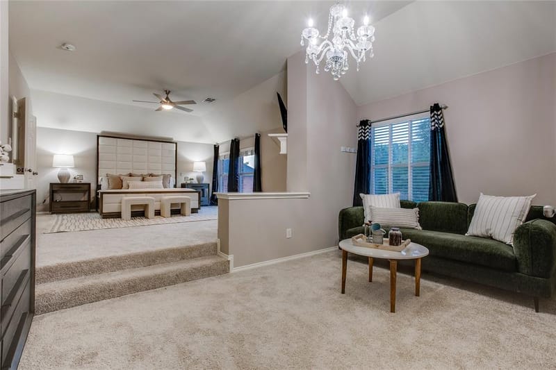 1040 Churchill Drive, Frisco TX 75036 - Photo 5