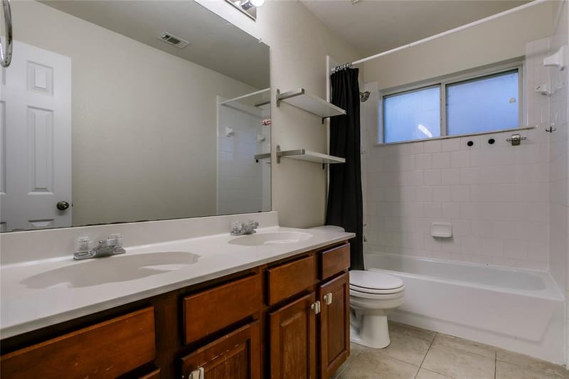 1040 Churchill Drive, Frisco TX 75036 - Photo 31