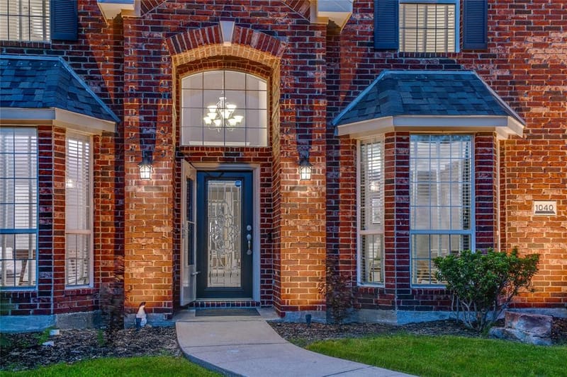 1040 Churchill Drive, Frisco TX 75036 - Photo 8