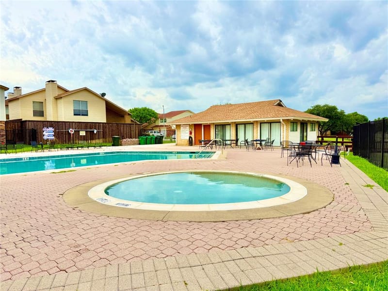 2010 Via Sonoma, Carrollton TX 75006 - Photo 31