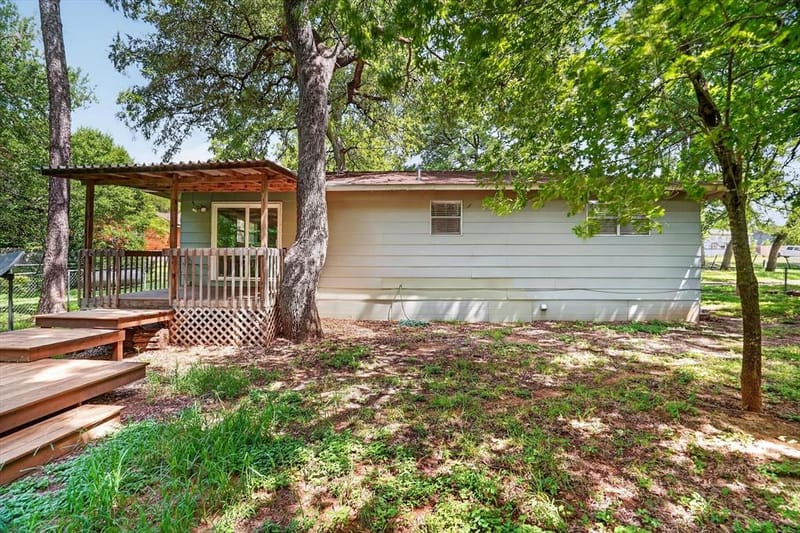 427 Whippoorwill Drive, Granbury TX 76049 - Photo 36