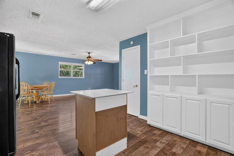 427 Whippoorwill Drive, Granbury TX 76049 - Photo 21