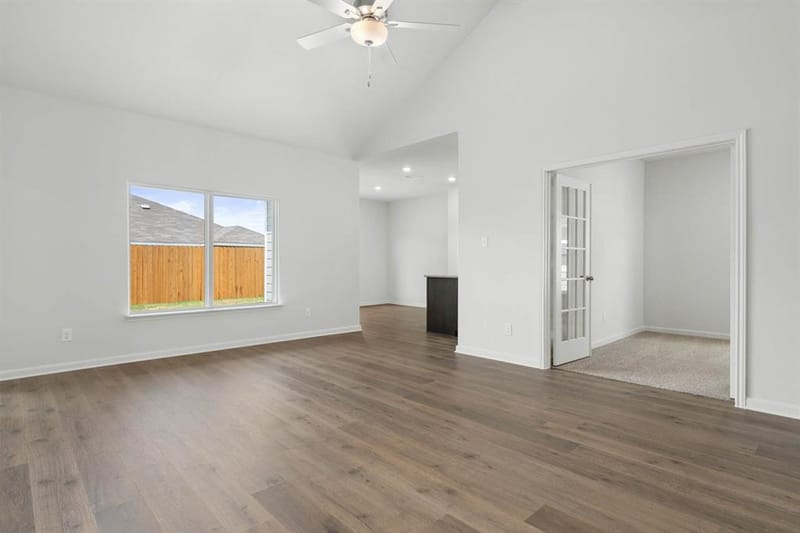 9628 Stranton Drive, Fort Worth TX 76140 - Photo 5