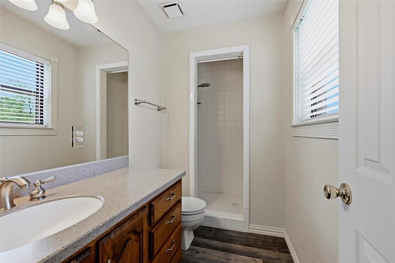 1344 Kiowa Drive E, Lake Kiowa TX 76240 - Photo 25