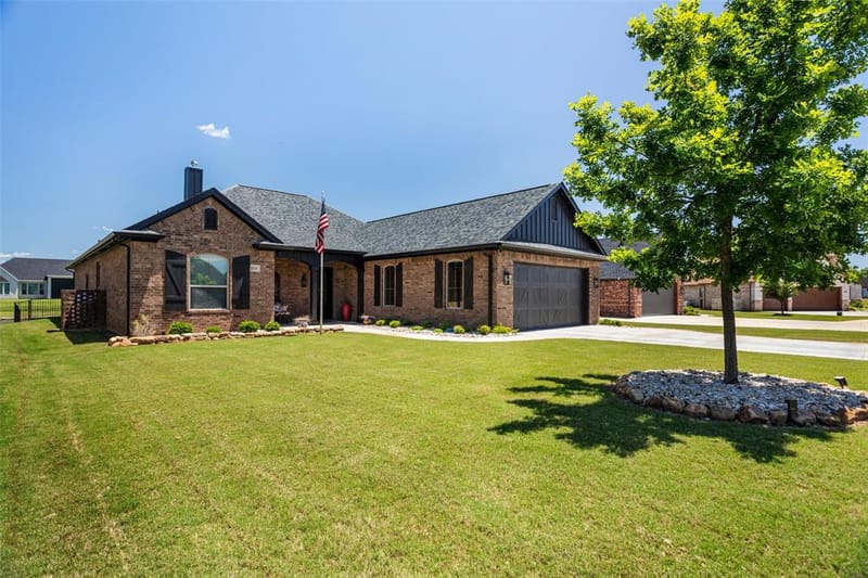 6214 Beretta Court, Granbury TX 76049 - Photo 2