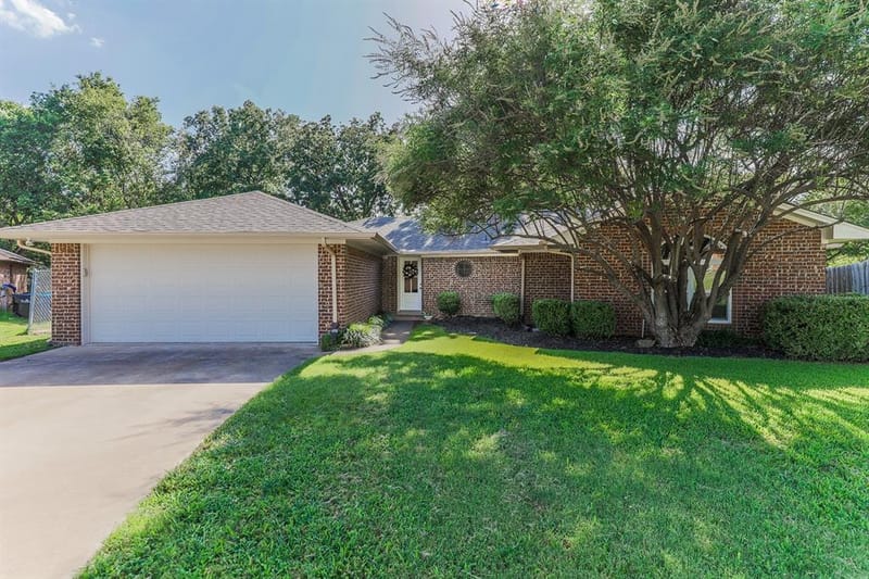 44 Haven Circle, Denison TX 75020 - Photo 2