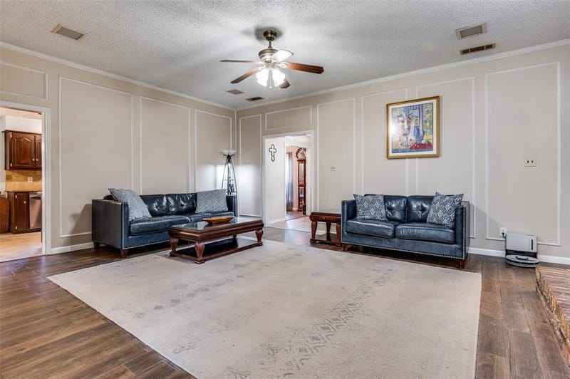 722 Corinthian Place, Duncanville TX 75137 - Photo 3
