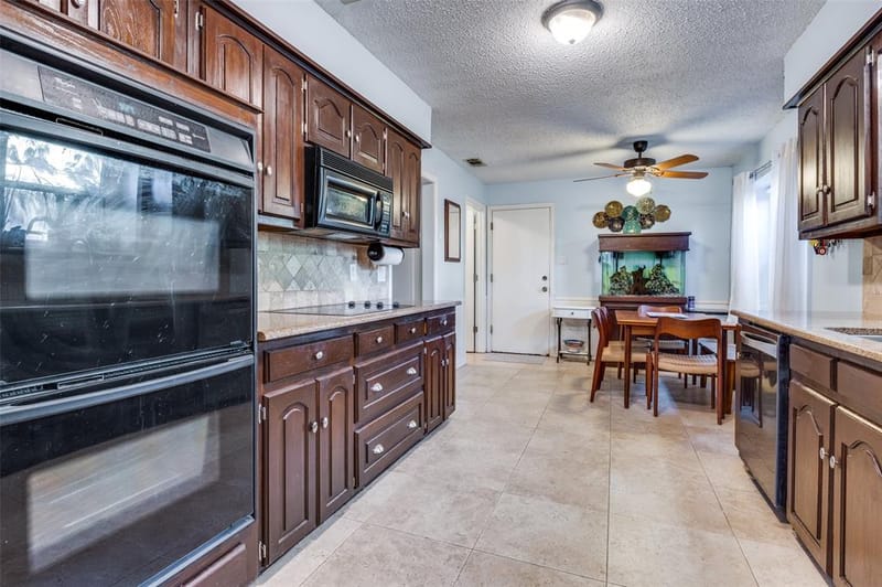 722 Corinthian Place, Duncanville TX 75137 - Photo 9