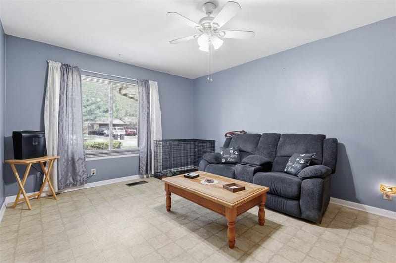 1117 Sheridan Lane, Cleburne TX 76033 - Photo 10