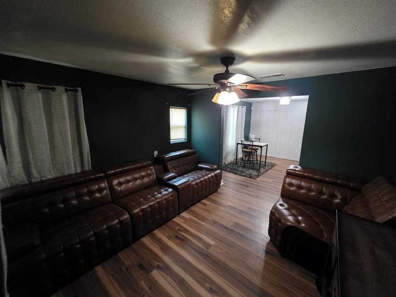 532 Griffith Avenue, Dallas TX 75208 - Photo 9