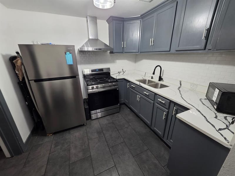 532 Griffith Avenue, Dallas TX 75208 - Photo 14