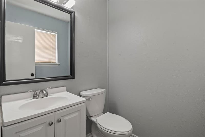 1410 Clearbrook Street, Lancaster TX 75134 - Photo 8